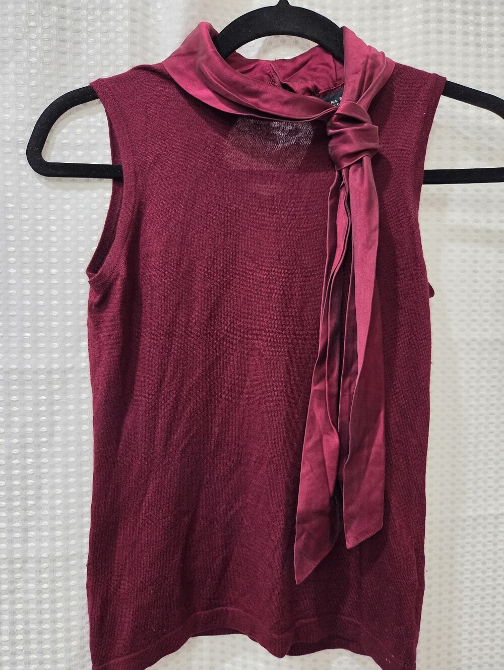 Burgundy Silk Tie Neck Sleeveless Bow Accent Cashmere Corporate Chic Top